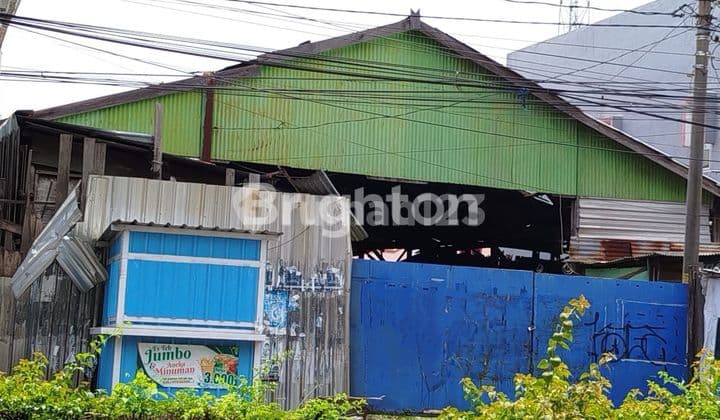 DI JUAL / SEWAKAN TANAH LUAS 650 M UNTUK GUDANG PENYIMPANAN, SEBELUMNYA UNTUK PENYIMPANAN KAYU DI JALAN RAYA SOEKARNO HATTA SEMARANG*
