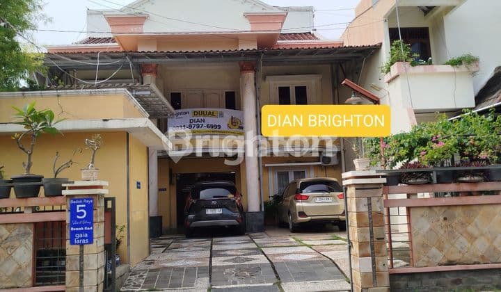 Rumah Kost 3 Lantai 28 Kamar Hampir Penuh Cocok untuk Hotel / Kost / Kantor di Tengah Kota