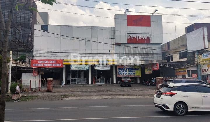 RUKO JL MAJAPAHIT EX SHOWROOM TERNAMA