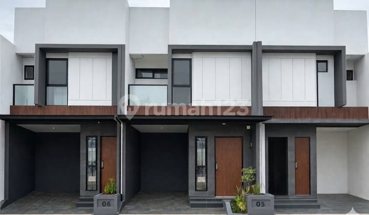 Rumah 2 Lantai Selangkah 5 Menit Akses Toll dan 15 Menit KRL
