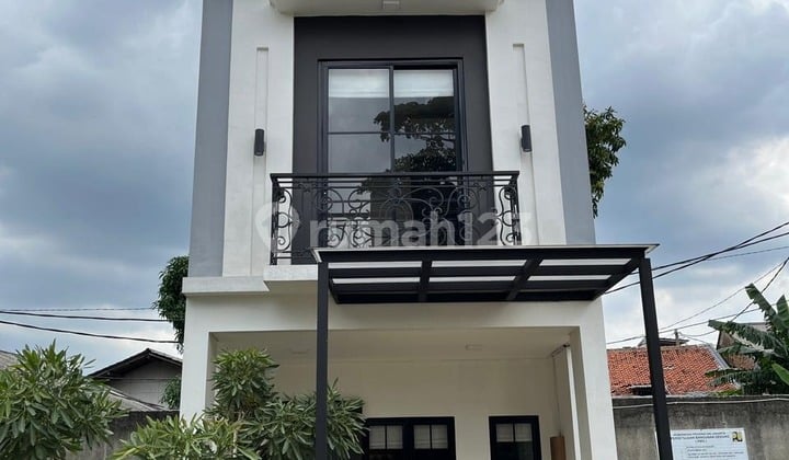 Rumah Classic di Jakarta Timur Dekat dengan Halim bisa KPR
