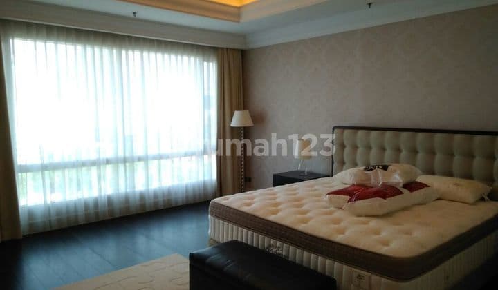 Furnished 2 bedrooms SCBD Suites 186sqm for rent