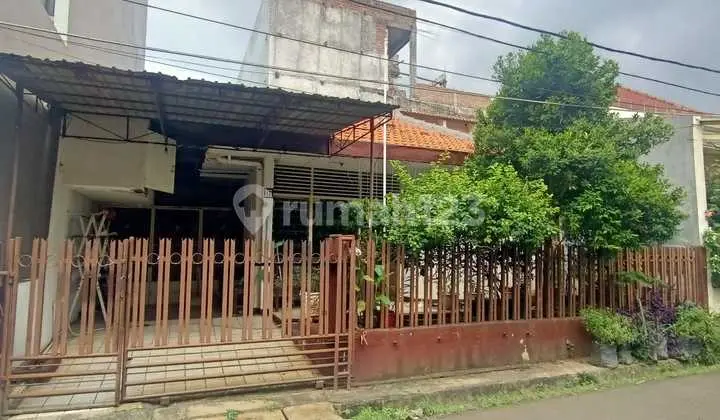 Dijual Rumah Hitung Tanah di Duri Kepa 150M² Kebun Jeruk Jakbar