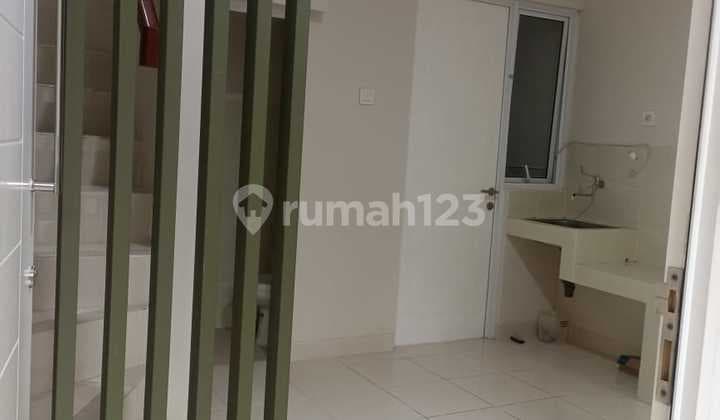 Rumah 2 Lantai dan Nyaman di Amarillo Village, Gading Serpong