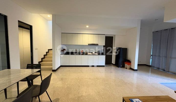 Rumah Full Furnished di Cluster Welton Hiera Bsd City