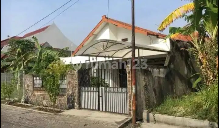 Dijual Rumah Dekat Atlas Dharmahusada