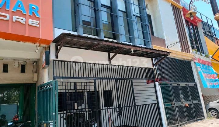 For Sale: Shophouse Near Juanda Toll Road