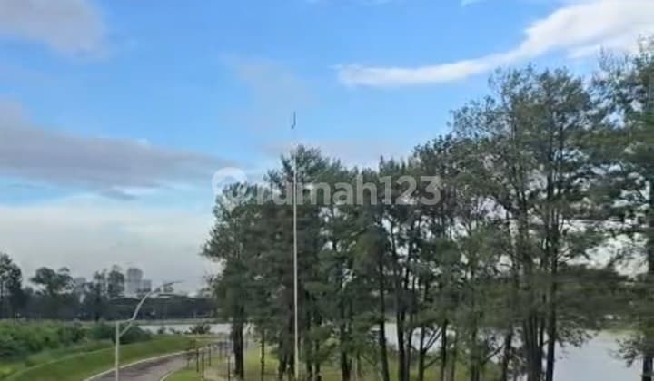 House with Lake View in Gading Serpong