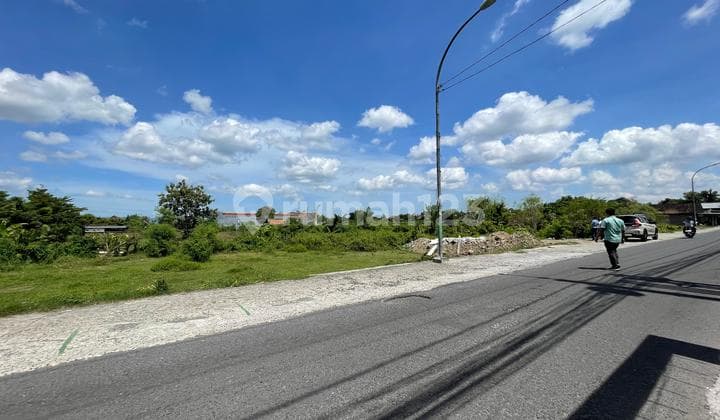 Tanah Pinggir Jalan Dekat Pasar Giwangan