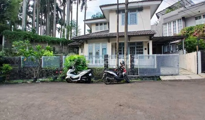 For Rent: 2-Story House, Most Affordable, Strategic Location, SHM, Large Land, Negotiable