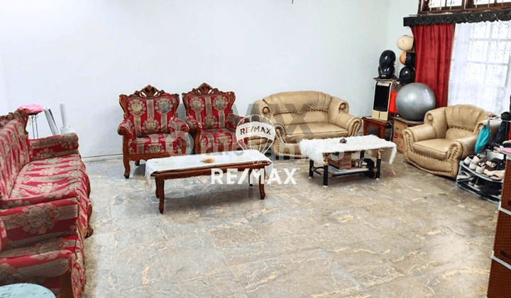 Rumah Strategis Cocok Usaha / Kost | Jakarta Barat