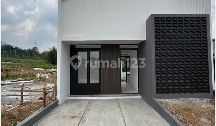 Rumah dengan Desain Modern dan Harga Terjangkau di Boja