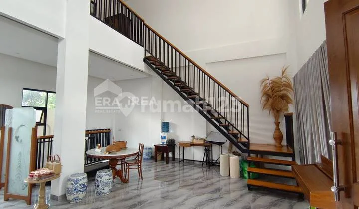 Rumah Jogja Dijual Dekat Hotel Hyatt, Ada Kolam Renang, Dekat Ugm, Dekat Jcm