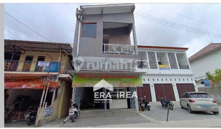 Ruang Usaha dan Kost Dijual Jogja, 3 Kamar dan 13 Kamar Kost, Dekat Kampus Uin, Dekat Ambarukmo Plaza, Dekat Lippo Mall, Dekat Rs Siloam