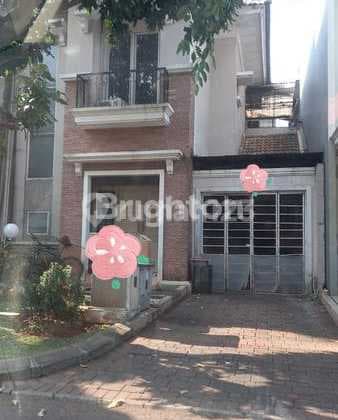 Rumah Lokasi Strategis Di Cluster Taman Crystal Gading Serpong