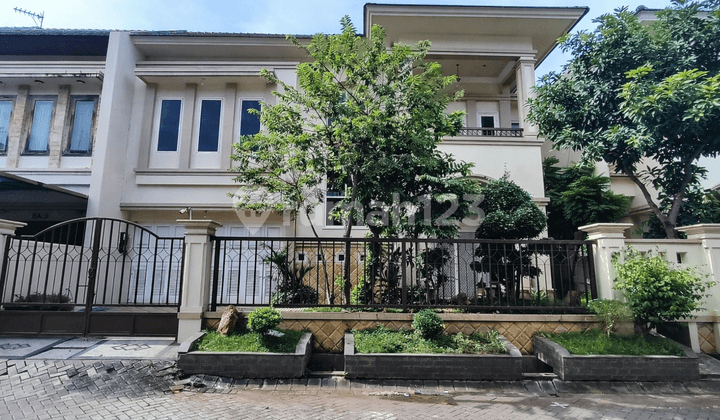 Dijual Rumah 2 Lantai Langka dan Sangat Terawat di Central Park Mulyosari