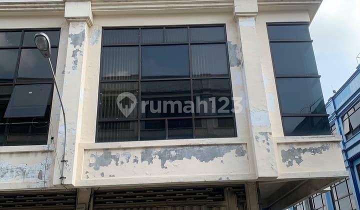 Dijual Ruko 3 Lantai di Rungkut