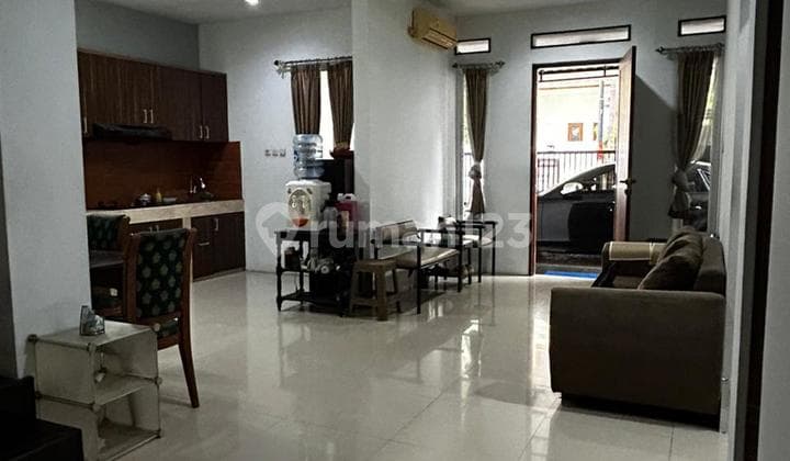 Dijual Rumah Terawat Siap Huni di Rawamangun