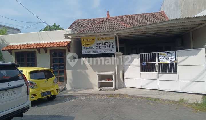 Rumah 1 1/2 Lantai Di Taman Tiara Regency Sidoarjo