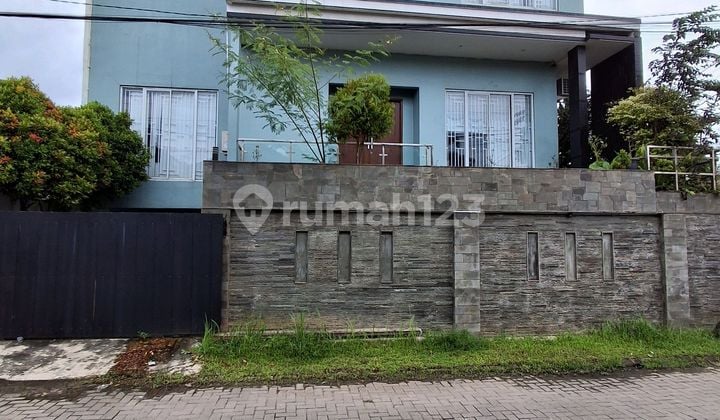 Hunian Nyaman 3Lantai di Puri Kencana Bandar Lampung