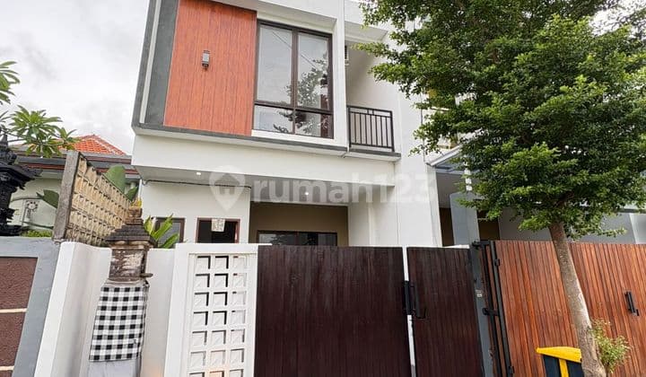 For Rent Beautiful 2-Story House in Elite Renon Area, Tukad Badung Street.