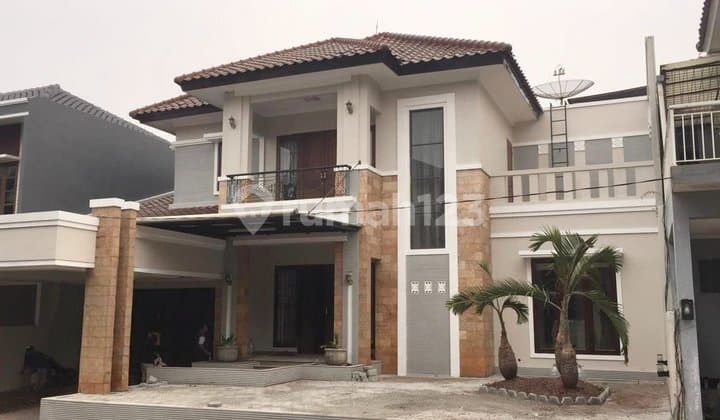 Di Jual Rumah Asri dan Mewah LT 400 M2 di Hunian Premium Puri Sriwedari Cibubur 4 + 1 KT