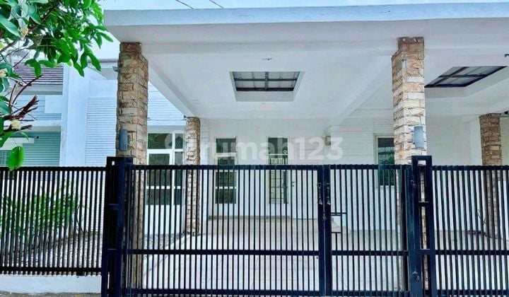 Dijual Rumah Luas dan Nyaman Semi Furnished 1 Lantai Siap Huni di Cibubur Country
