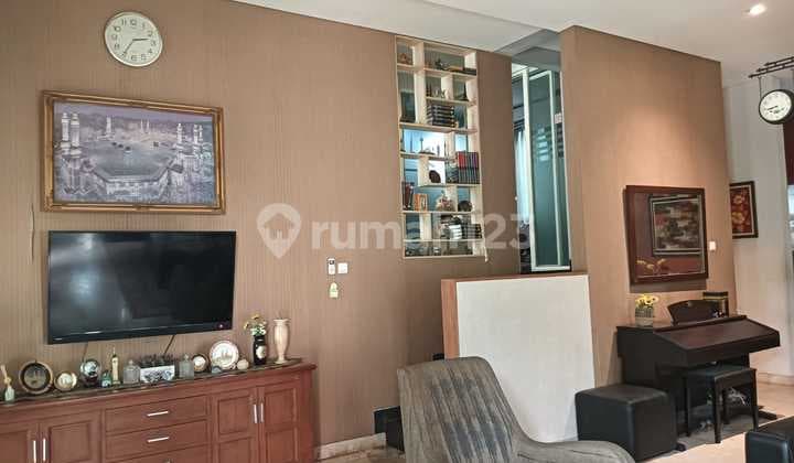 ‼️ Bu Rumah Cantik Hook Citra Gran - 4+1 KT, Taman Luas, Harga Nego!