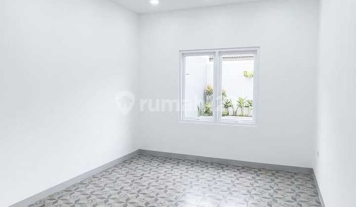 Rumah Tinggal Tanjung Duren 5.5X11 Tingkat 2 Lantai 1Carport 2 KT