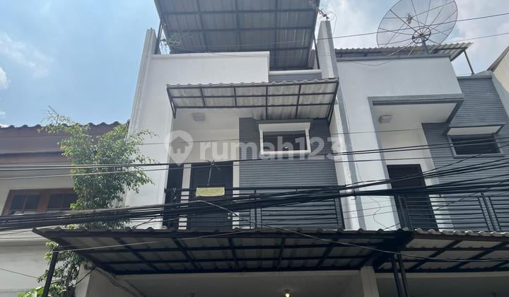 Rumah Murah Bgt 3Lt di Jl Buni,Jatipulo,Palmerah,Jakbar