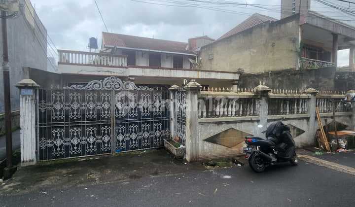 Rumah murah 2lt di Jl Jomas, Meruya Utara,kembanga