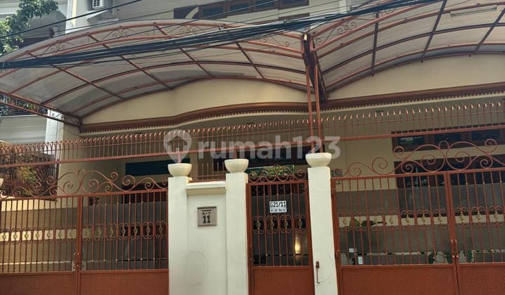 Rumah Murah 2Lt di Jl Anggrek Garuda 5,Kemanggisan,Palmerah