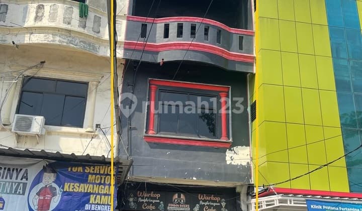 Affordable 3-Storey Shophouse on Jl Plumpang Semper, South Rawa Badak