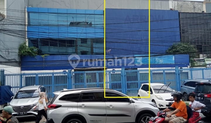 Ruko Murah Bgt 3Lt di Jl Pinangsia Timur,Pinangsia, Taman Sari
