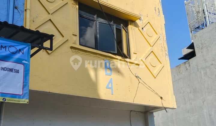 Super cheap 3-story shop house on Jl Pasar Koja, Tugu Utara, Koja