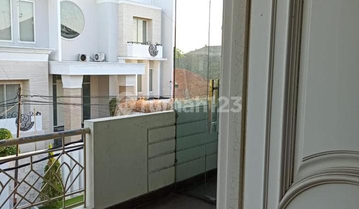 Disewakan Rumah 2.5Lt Sdh Ada Lift dan Furnish di Dharmahusada