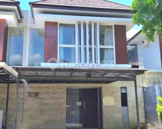For Sale 2-Story House on Roa Main Road, Facing Graha Natura Favorite House
