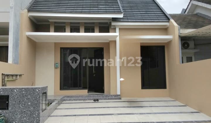 Dijual Segera Rumah 2lt Aman Tenang Hadap Favourite Bukit Palma