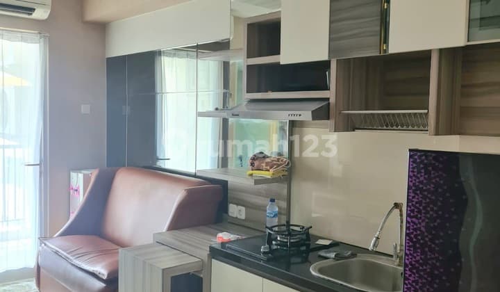 Disewakan Apt Gunawangsa Tidar 2Br Semi Furnish