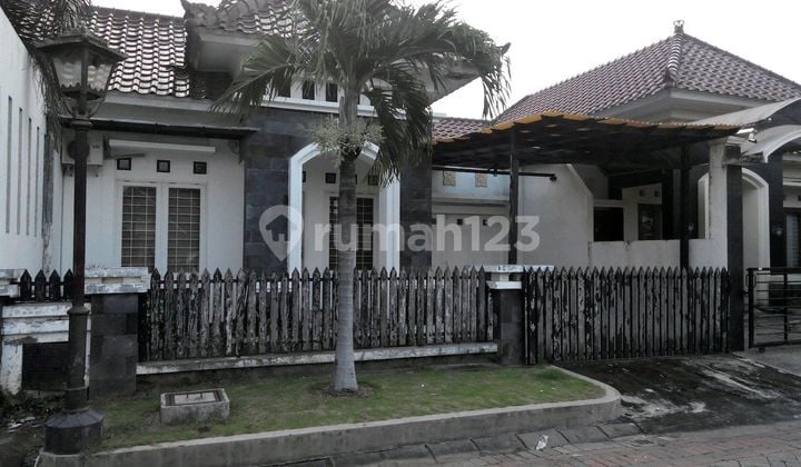 Dijual Rumah Lingkungan Aman dan Strategis di Purimas