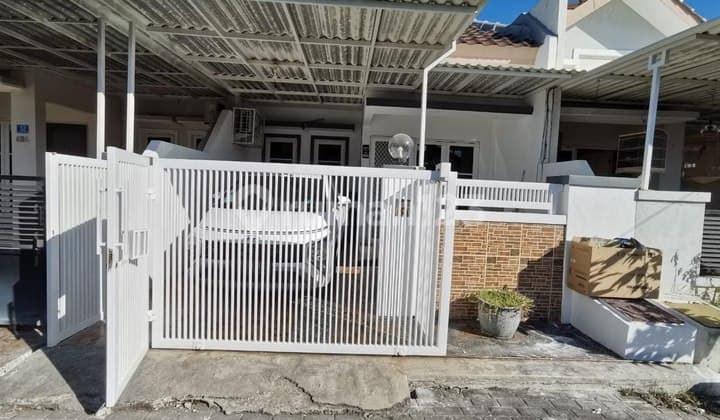 Dijual Rumah 1Lt Row Jalan Lebar Semi Furnish di Nirwana Regancy