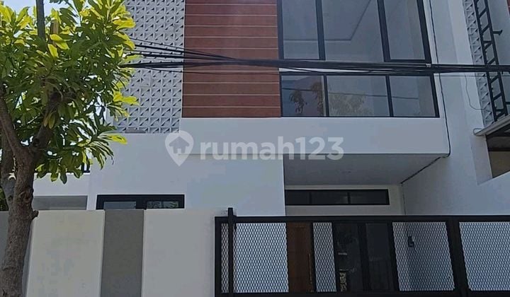 Dijual Rumah 2Lt Baru Gress Dekat Jalan Raya Dijual Rumah 2Lt Baru Gress Dekat Jalan Raya