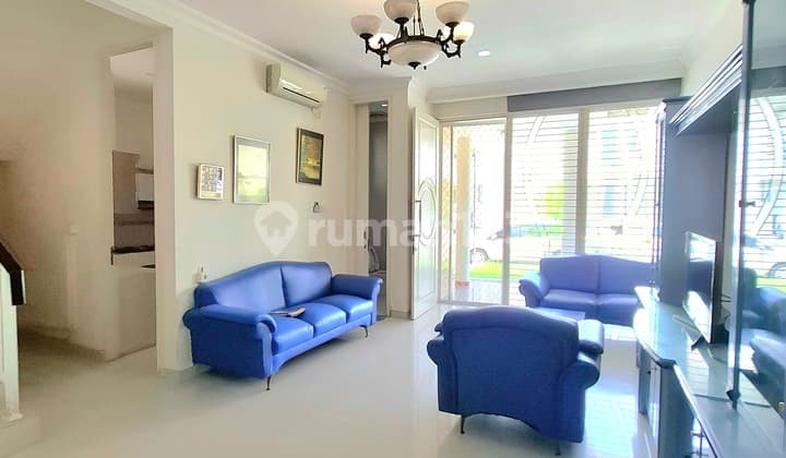 Disewakan Rumah 2lt Semi Furnish Row Jalan Lebar Perumahan Elite Pakuwon