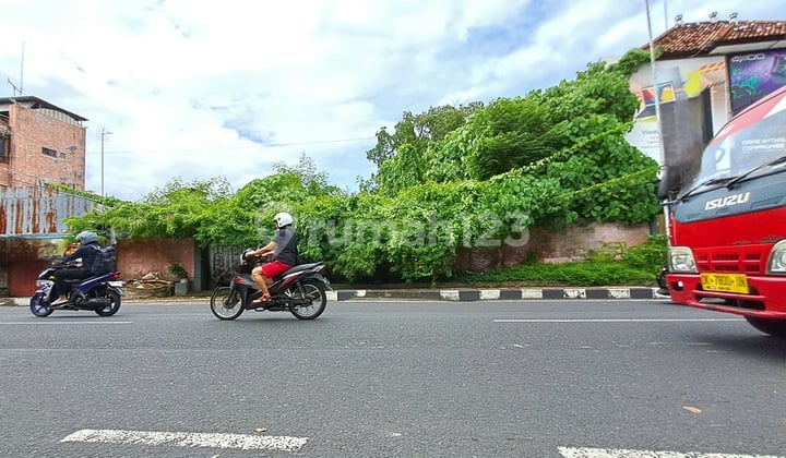 Tanah Dijual Milik Bos Muda Cantik Posisi Sangat Strategis Terletak di Pinggir Jalan Diponogoro, Dauh Puri, Denpasar Cocok untuk Bangun Segala Jenis Usaha