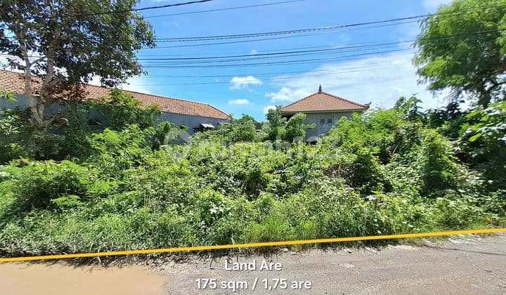 Dijual Tanah Ukuran Kecil Cocok untuk Pemukiman Terletak Sekitar Jalan Siligita, Benoa, Nusa Dua, Kuta Selatan