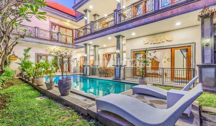Villa Disewakan Siap Huni Hanya 5 Menit ke Pantai Berawa, Tibubeneng, Kuta Utara, Badung
