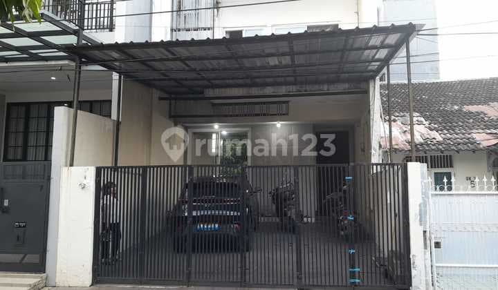 Rumah Murah Jual Cepat Janur Elok Kelapa Gading Dua Setengah Lantai Deket Sunter dan Cempaka Putih Jakarta