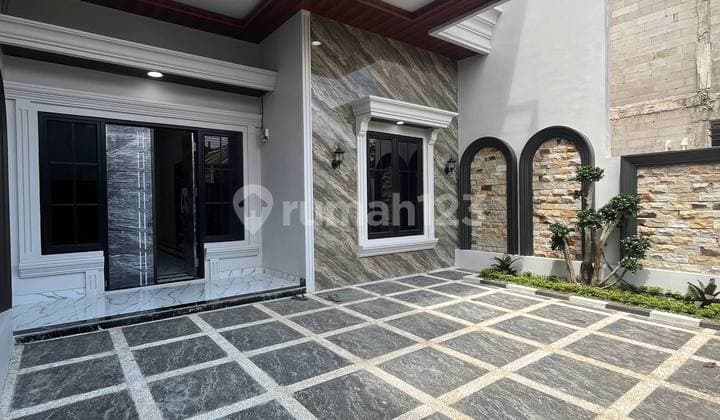 Hunian Modern 2 Lantai di Lokasi Premium Cipayung