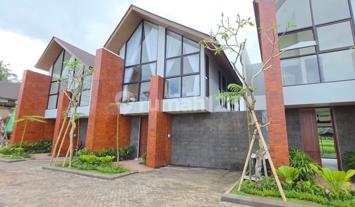 Villa Dijual Di Tegalalang Dekat Ubut Bali, View Sawah, Fully Furnished Dan Terdapat Villa Mangement