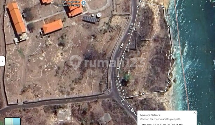Tanah View Pantai di Nusa Penida